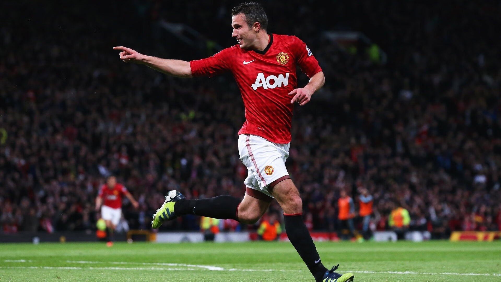 转折点：哪些比赛决定了本赛季的冠军归属，赛事冠军